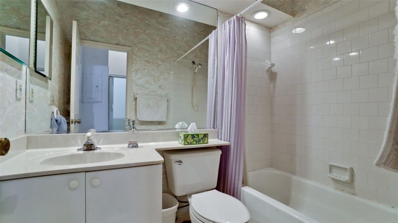 1011 Ibis Court, Bradenton, FL 34209 Photo