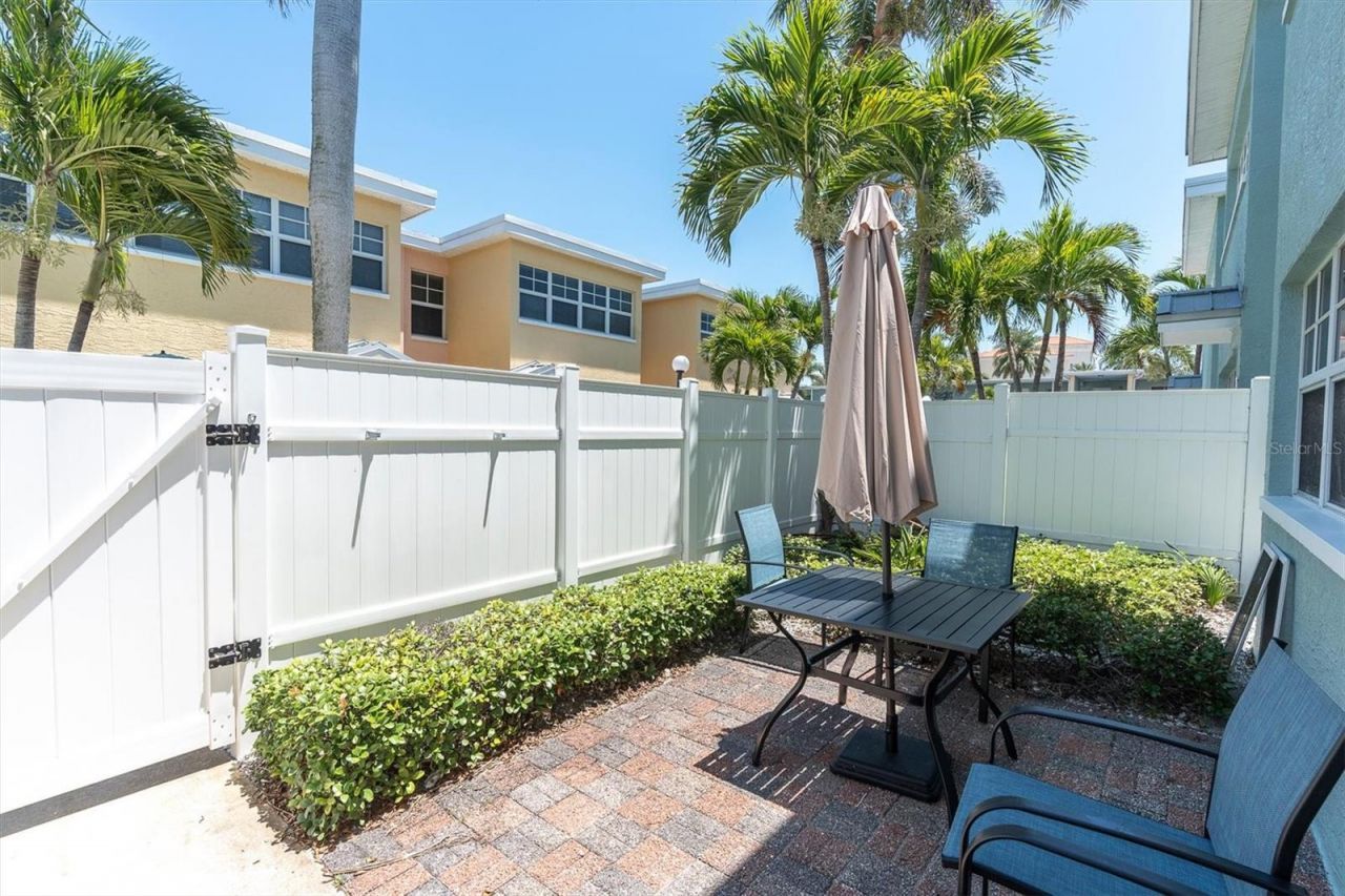 19417 Gulf Boulevard, Unit E103, Indian Rocks Beach, FL 33785 Photo
