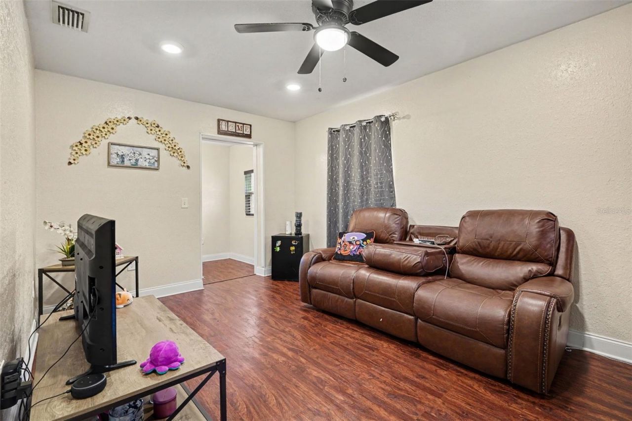 614 W 6th Street, Lakeland, FL 33805 Photo