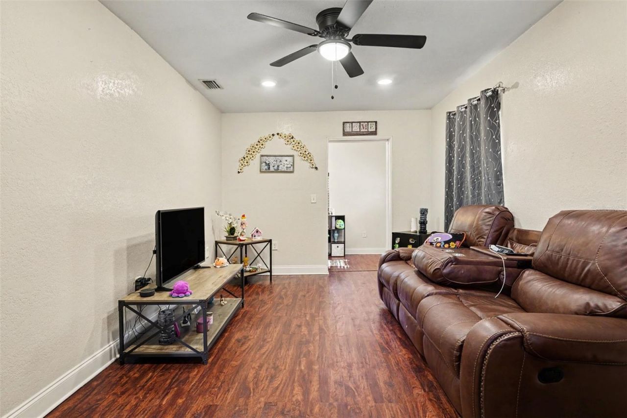 614 W 6th Street, Lakeland, FL 33805 Photo