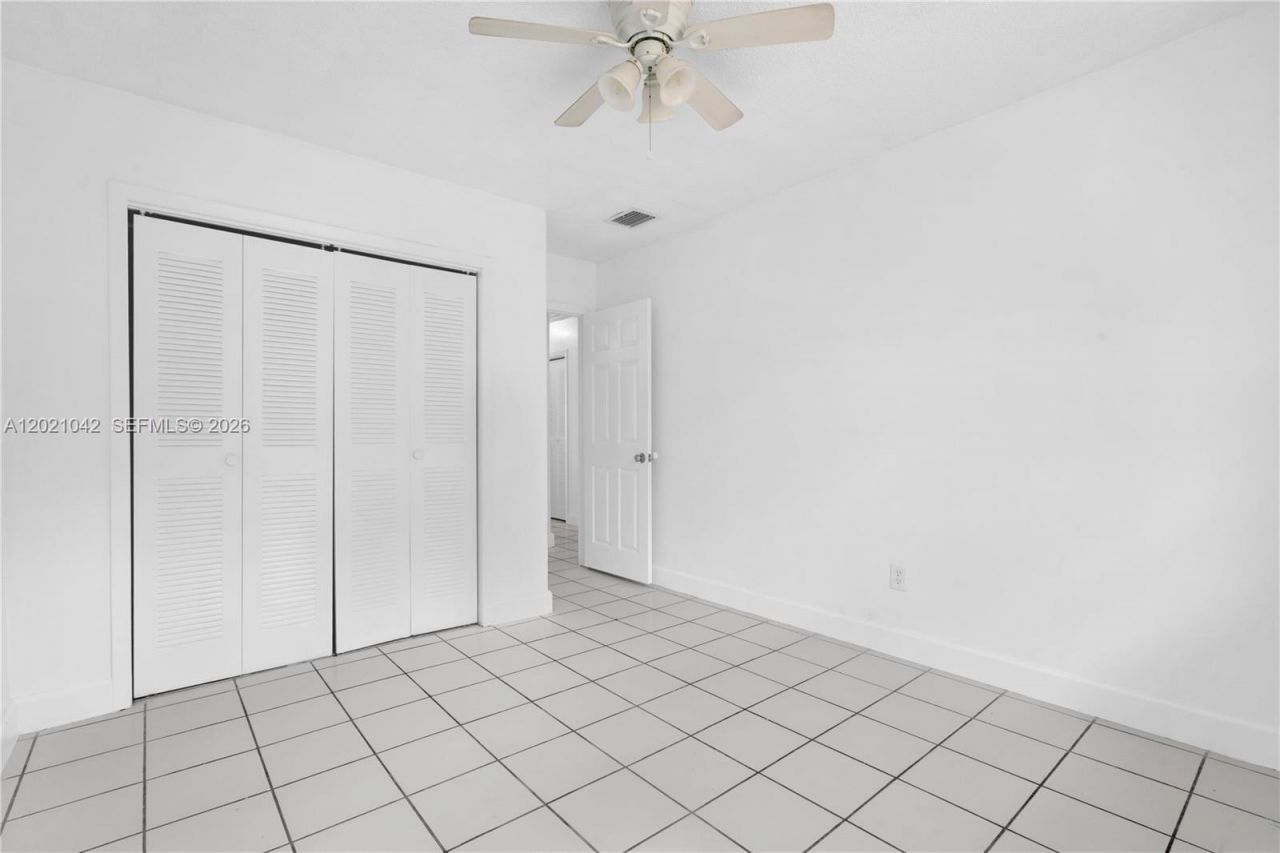11381 SW 7th Ter, Sweetwater, FL 33174 Photo