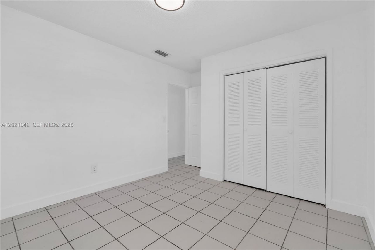 11381 SW 7th Ter, Sweetwater, FL 33174 Photo