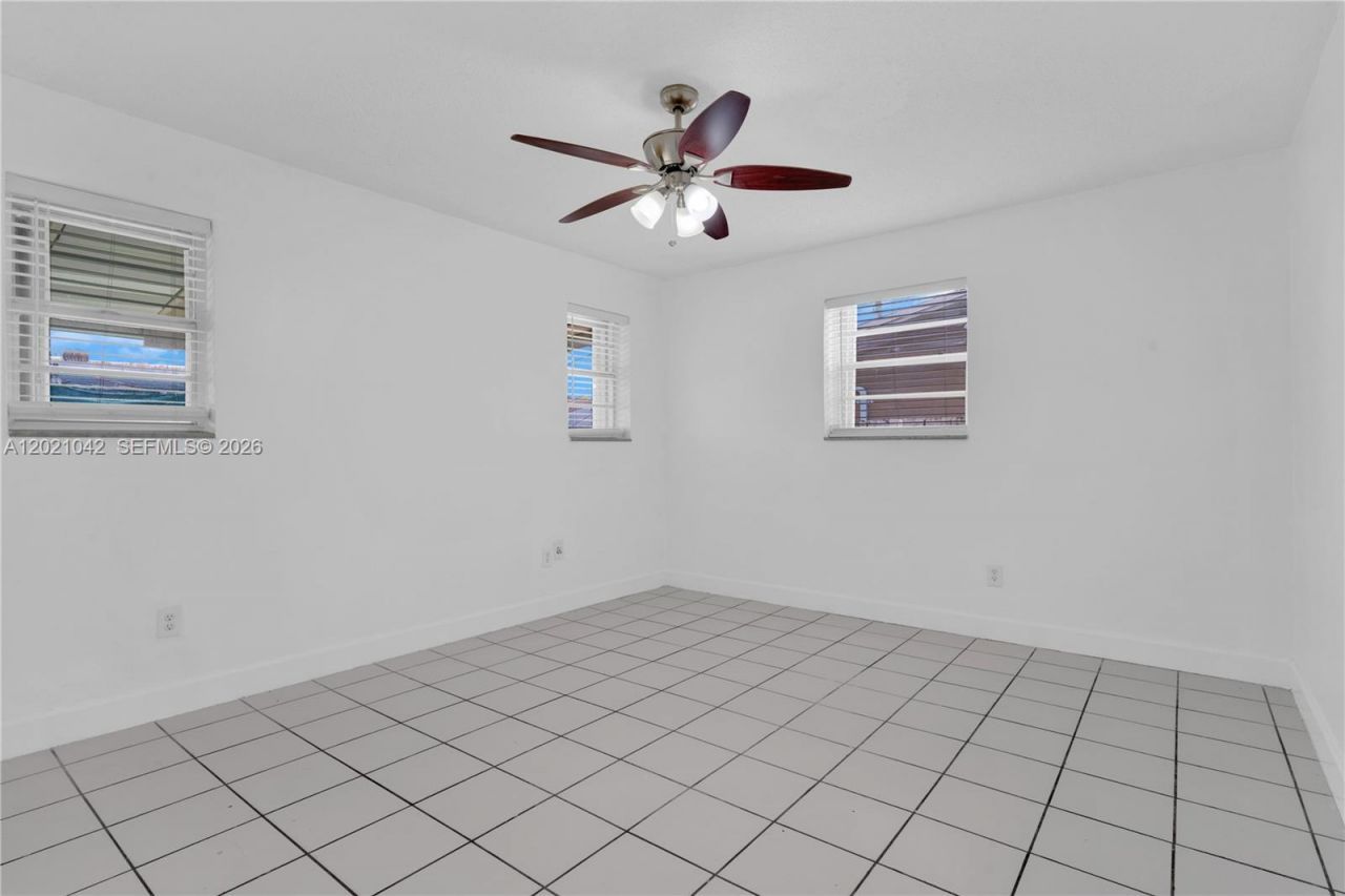 11381 SW 7th Ter, Sweetwater, FL 33174 Photo