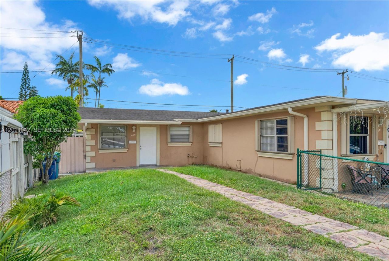 11381 SW 7th Ter, Sweetwater, FL 33174 Photo