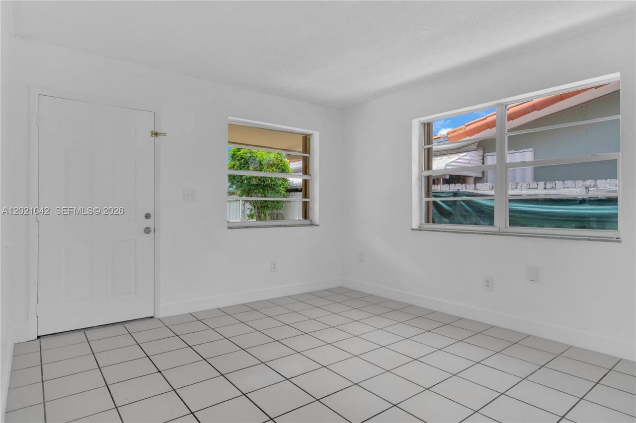 11381 SW 7th Ter, Sweetwater, FL 33174 Photo