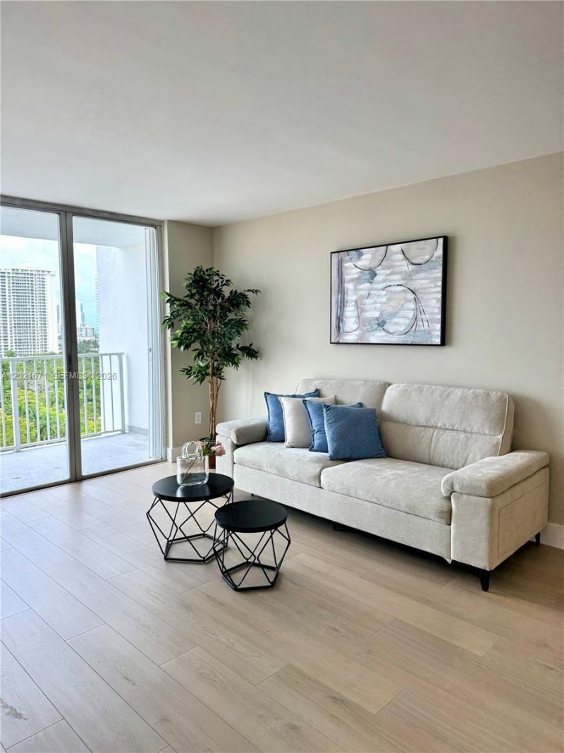 2851 NE 183rd St , Unit 1607E, Aventura, FL 33160 Photo