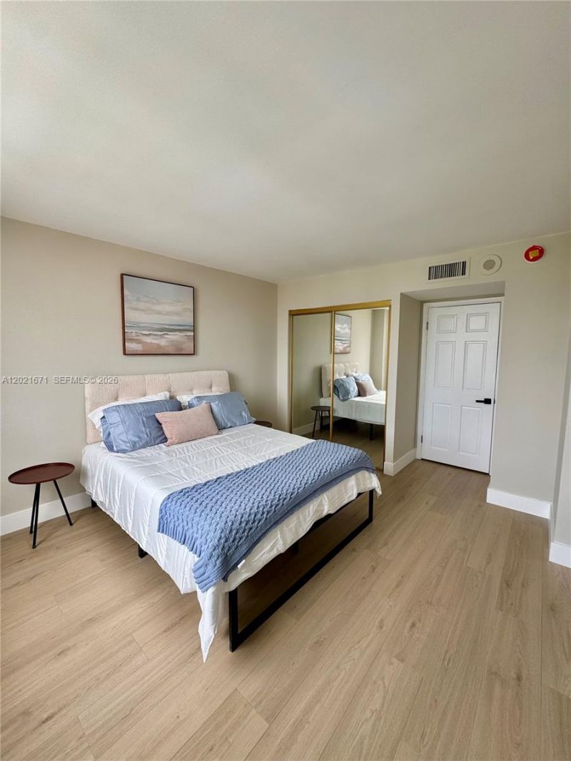 2851 NE 183rd St , Unit 1607E, Aventura, FL 33160 Photo