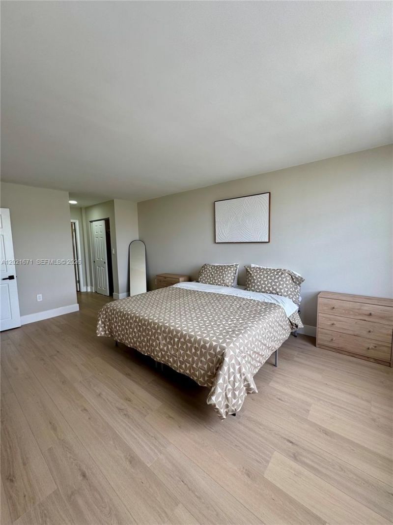 2851 NE 183rd St , Unit 1607E, Aventura, FL 33160 Photo