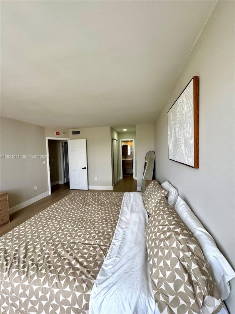 2851 NE 183rd St , Unit 1607E, Aventura, FL 33160 Photo
