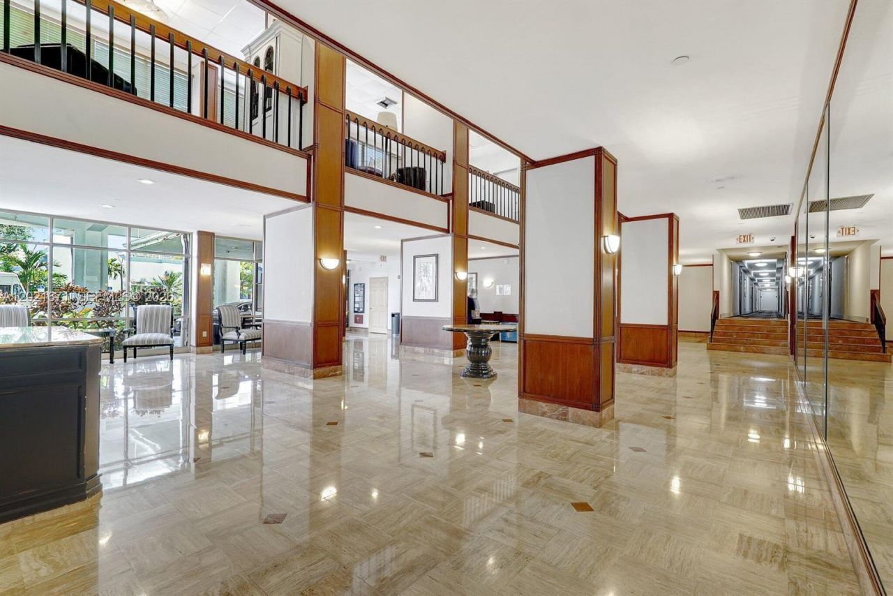 2851 NE 183rd St , Unit 1607E, Aventura, FL 33160 Photo