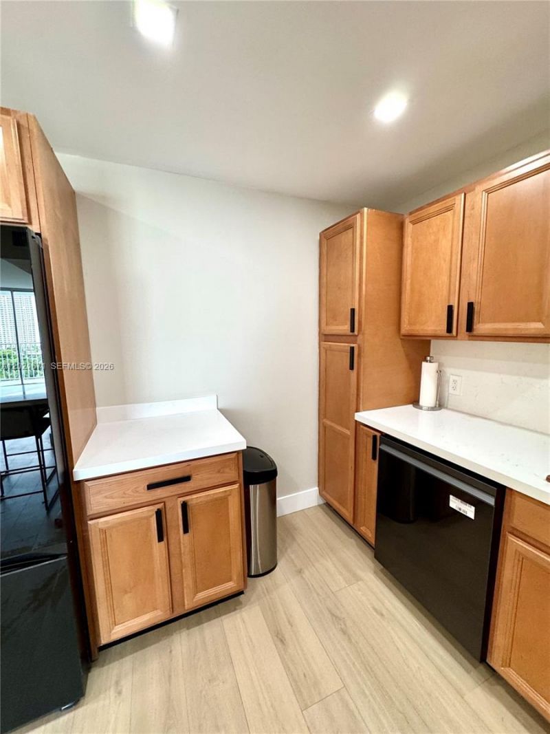 2851 NE 183rd St , Unit 1607E, Aventura, FL 33160 Photo