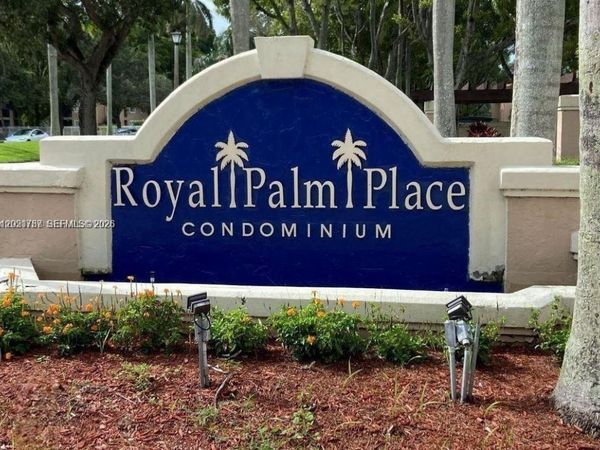 15780 SW 106th Ter, Unit 202, Miami, FL 33196