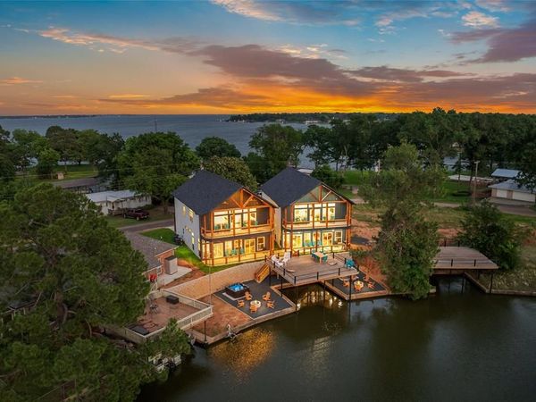 105 Hilltop Drive , Trinidad, TX 75163