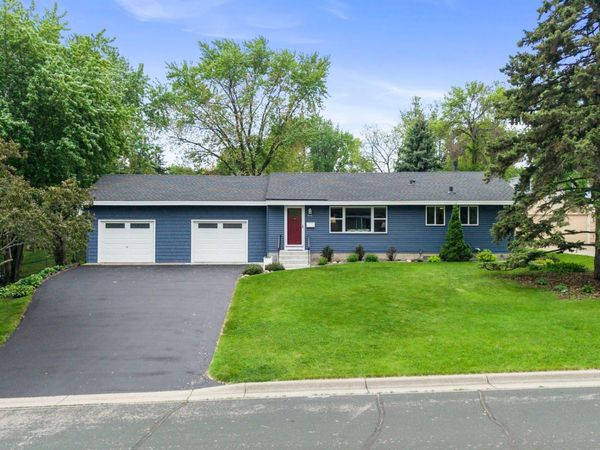 942 7th Avenue E, Shakopee, MN 55379