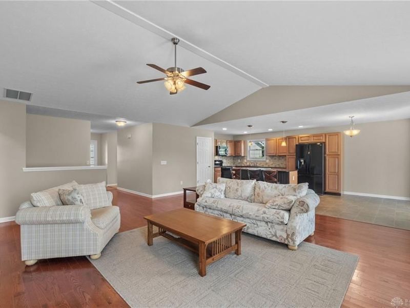 665 King Richard Court, Troy, OH 45373 Photo 10