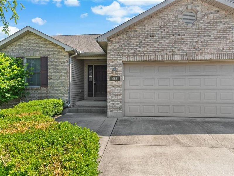 665 King Richard Court, Troy, OH 45373 Photo 4