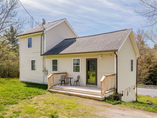 6 Badger Road, Goshen, NH 03752