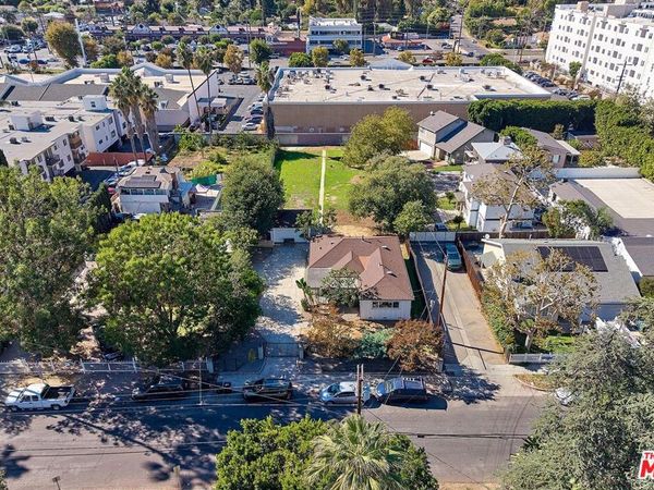 6443 Columbus Avenue, Van Nuys, CA 91411