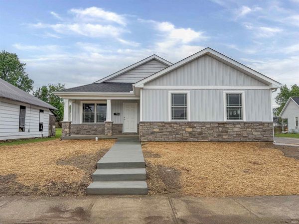 339 W 2nd Street, Anderson, IN 46016