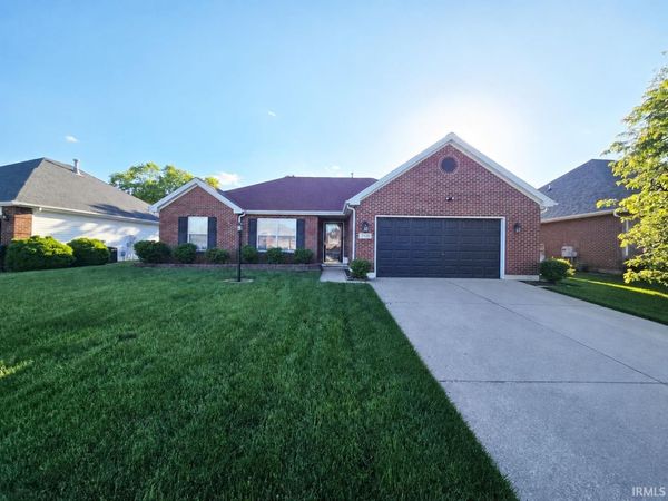 9830 Clippinger Road, Evansville, IN 47725