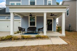 87 Red Bluff Street photo 4