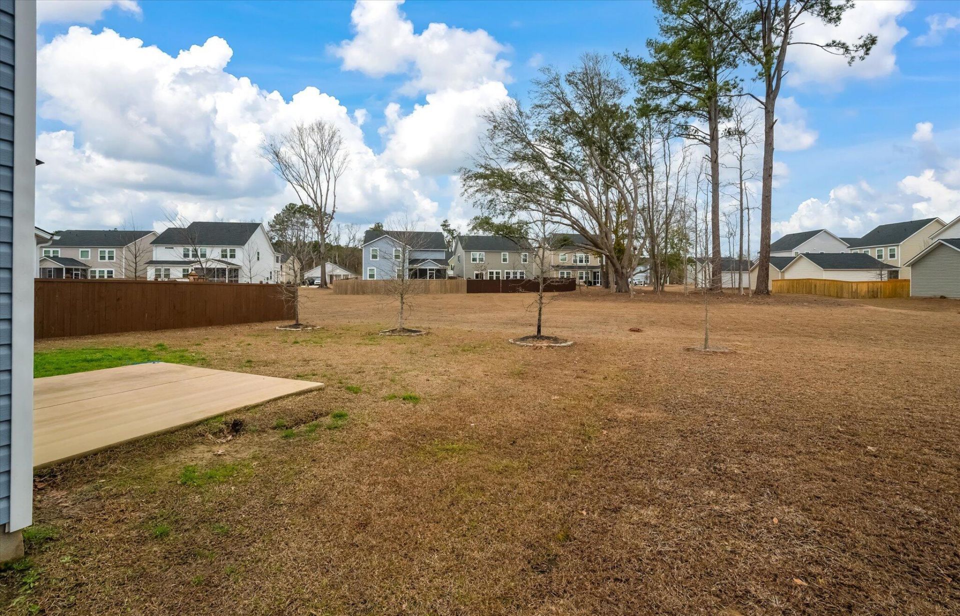 87 Red Bluff Street Photo 26
