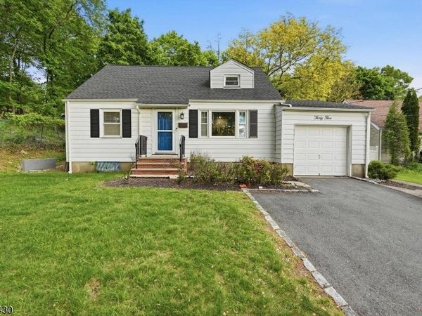 35 Deerfield Dr, West Orange, NJ 07052