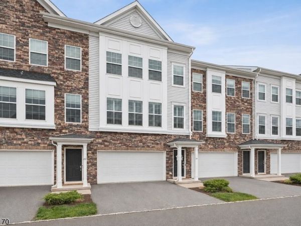 24 Gerhard Pl, Morris, NJ 07960