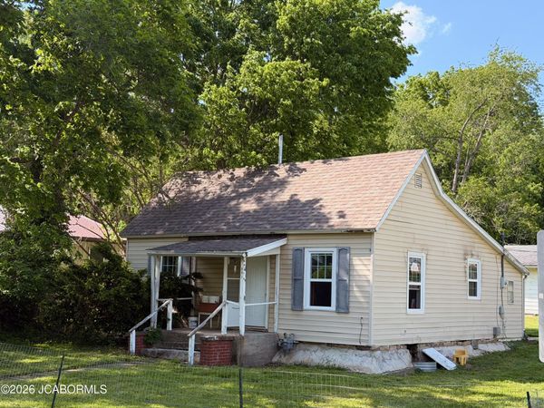 801 W 7TH STREET, Fulton, MO 65251