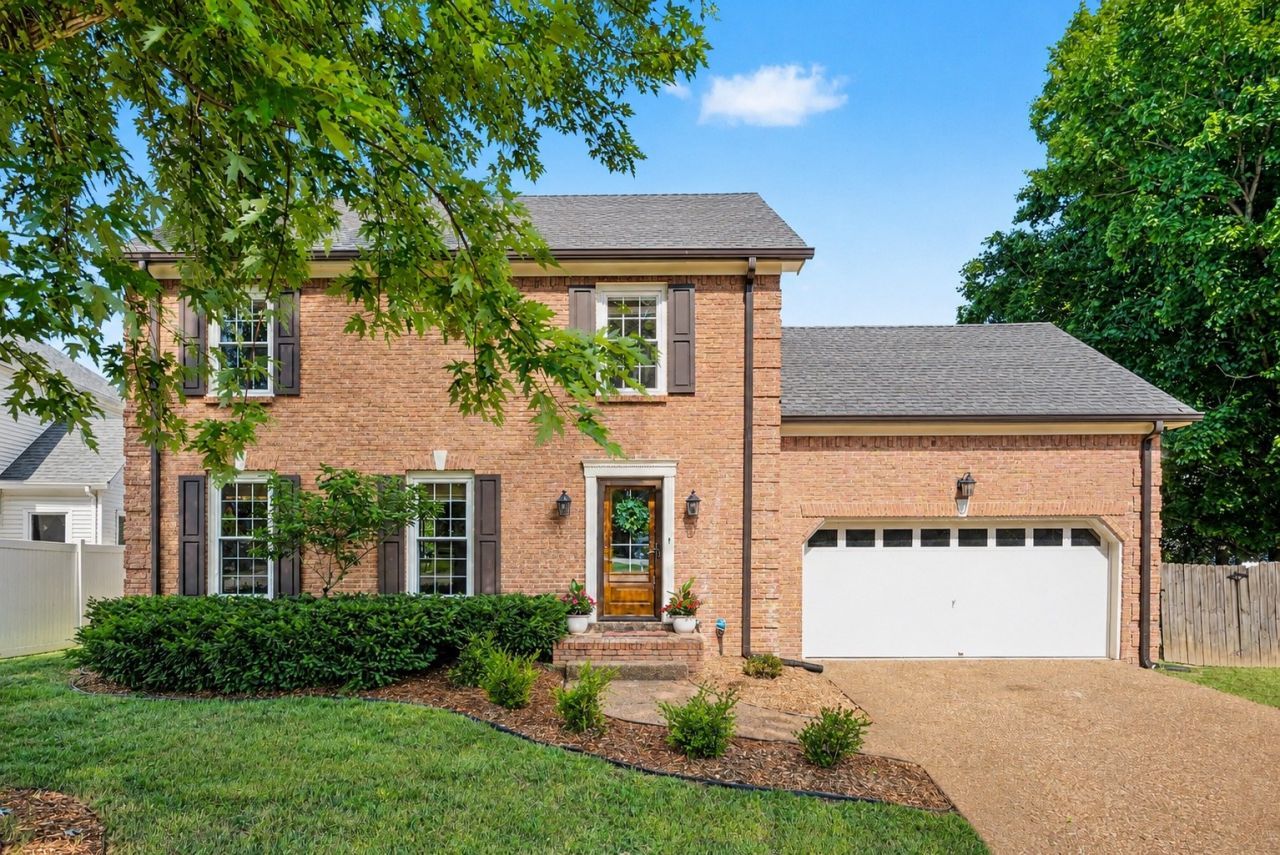 228 N Clematis Ct , Franklin, TN 37067 Main Photo