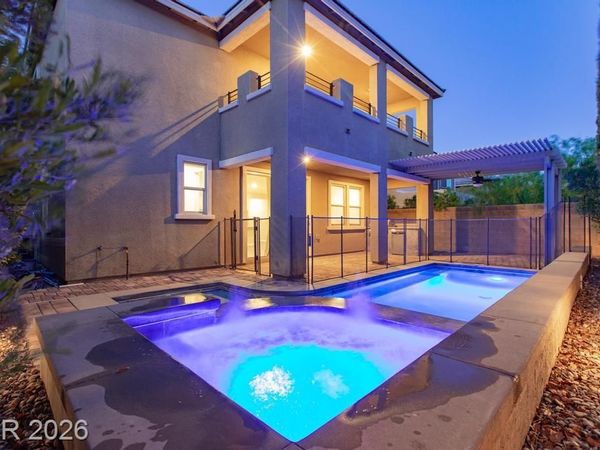909 Riverlawn Place, Las Vegas, NV 89138