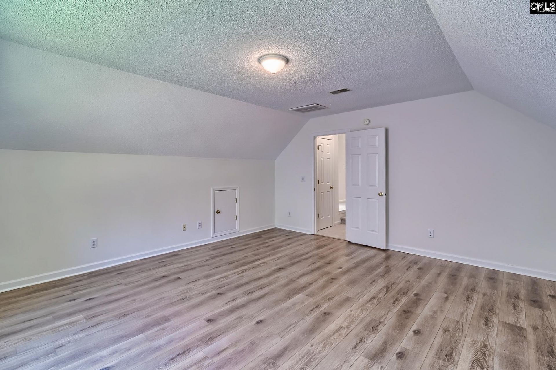 240 Cabin Drive Photo 37