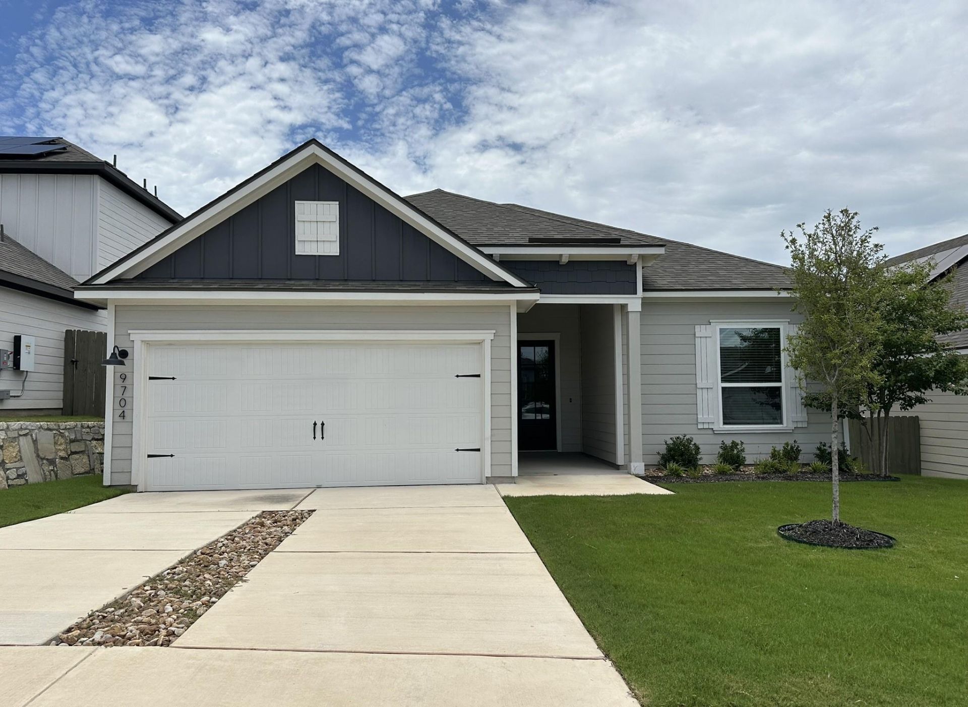 9704 Gladsome Path, Manor, TX 78653 Main Photo