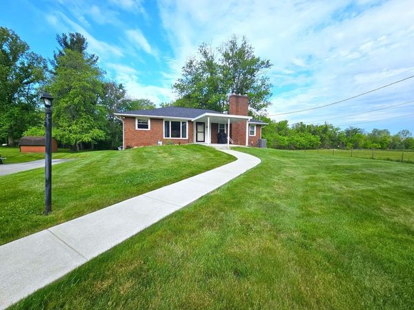 445 James Street, Washington, PA 15301