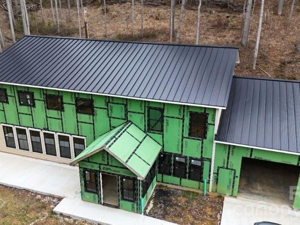 498 Coxes Creek Road , Burnsville, NC 28714