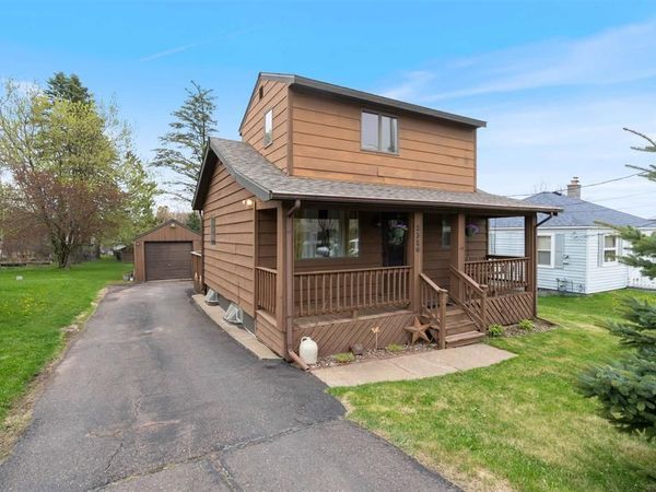 2316 Piedmont Avenue, Duluth, MN 55811