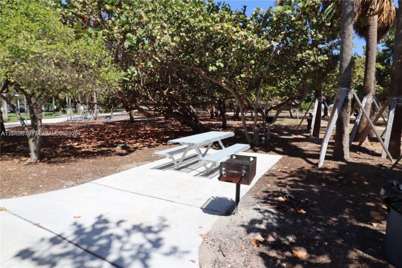 809 85th St , Unit 2, Miami Beach, FL 33141 Photo