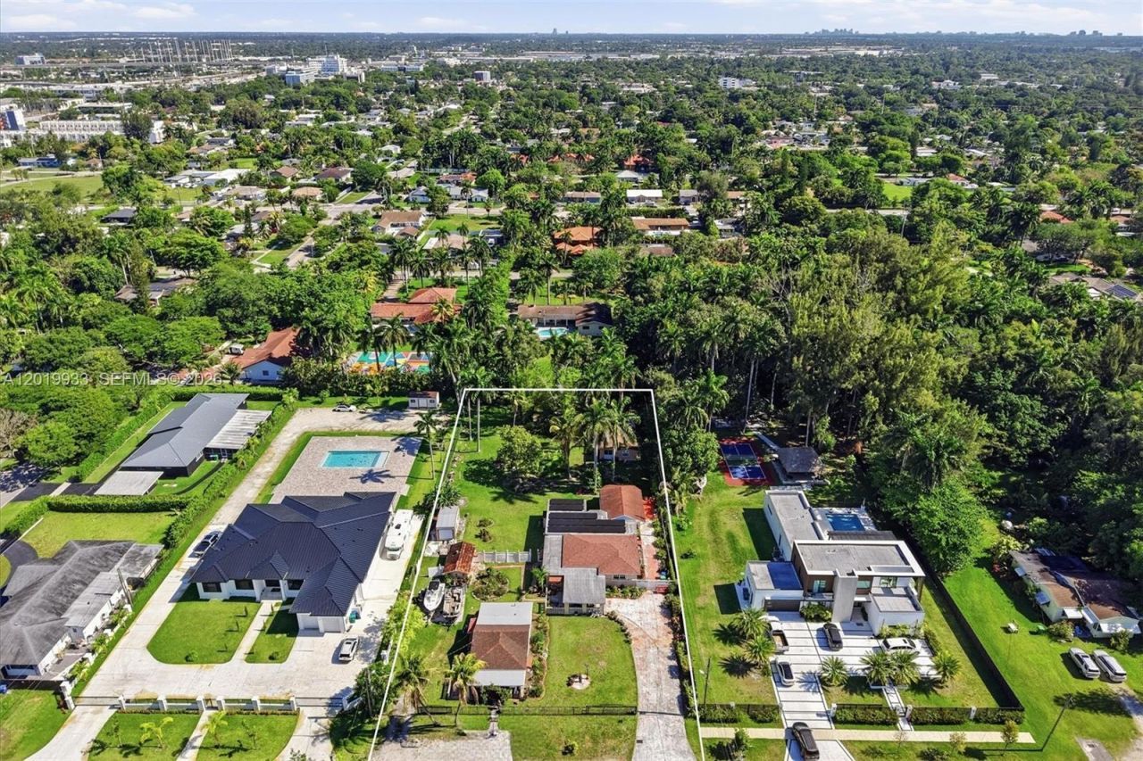 55-57 NE 156th St, Miami, FL 33162 Photo