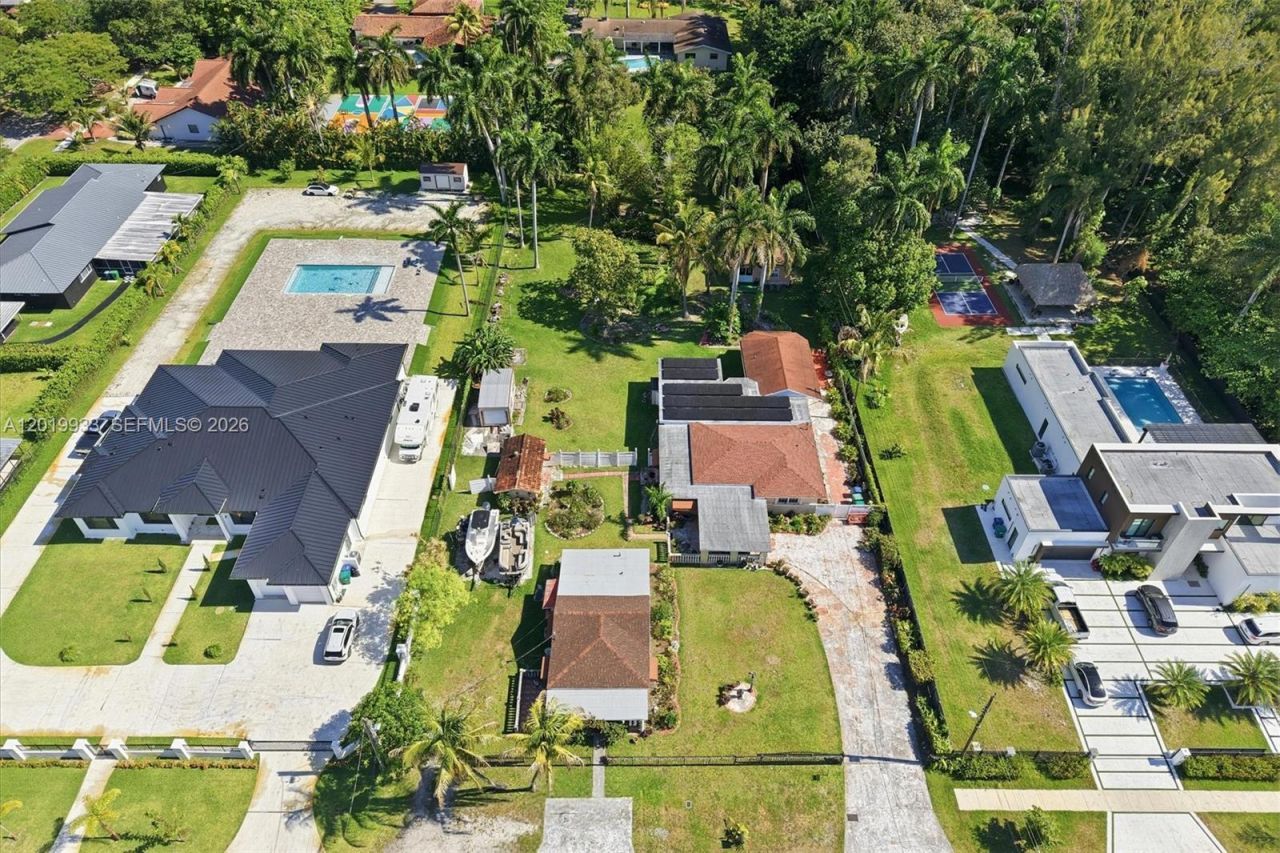 55-57 NE 156th St, Miami, FL 33162 Photo
