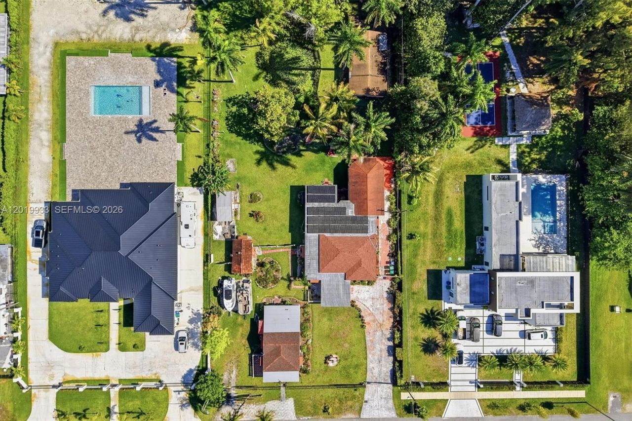 55-57 NE 156th St, Miami, FL 33162 Photo
