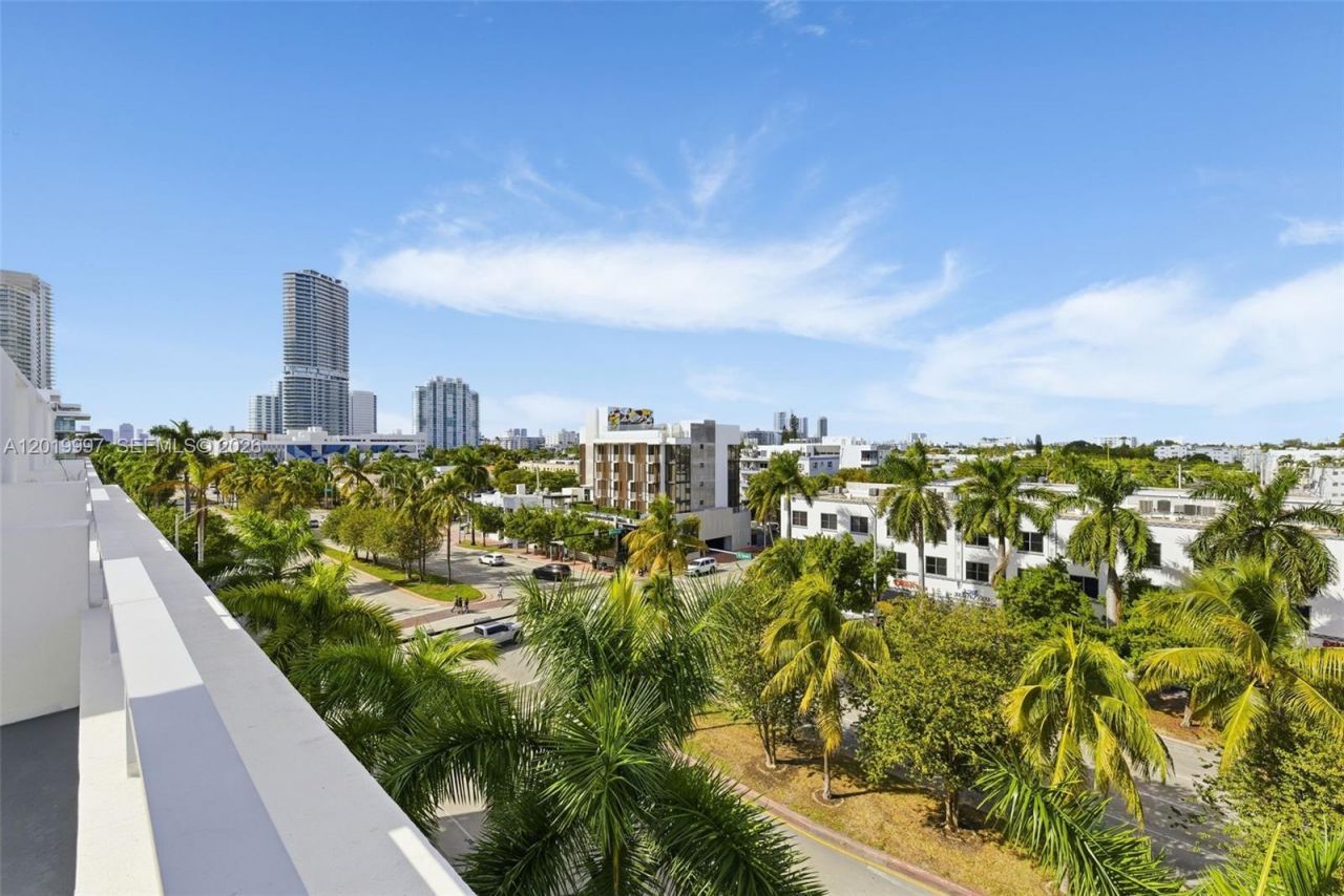 421 Meridian Ave , Unit 16, Miami Beach, FL 33139 Photo