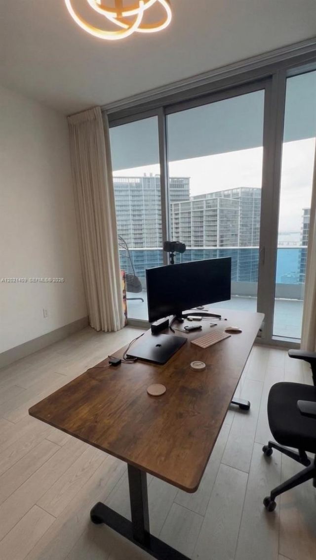 200 Biscayne Boulevard Way , Unit 5004, Miami, FL 33131 Photo