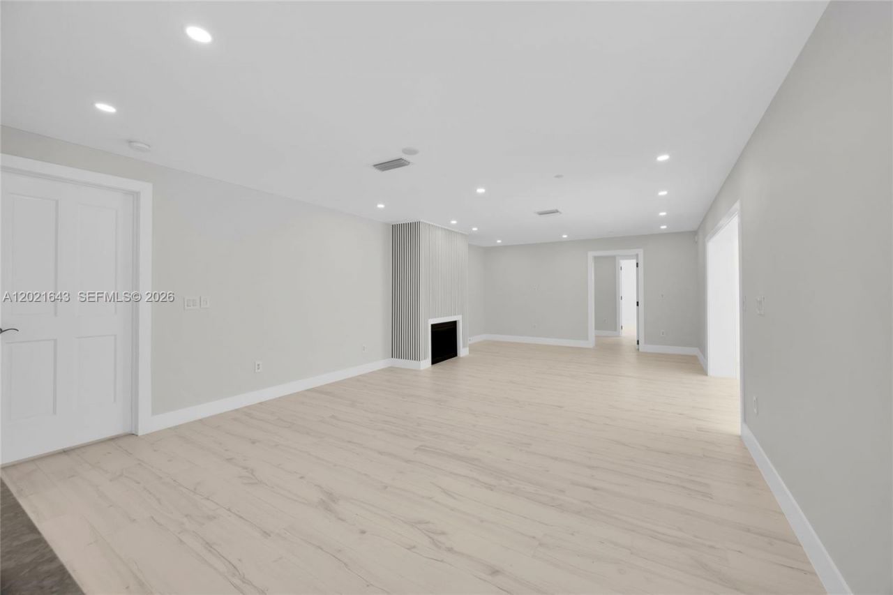 8303 Old Cutler Rd , Coral Gables, FL 33143 Photo