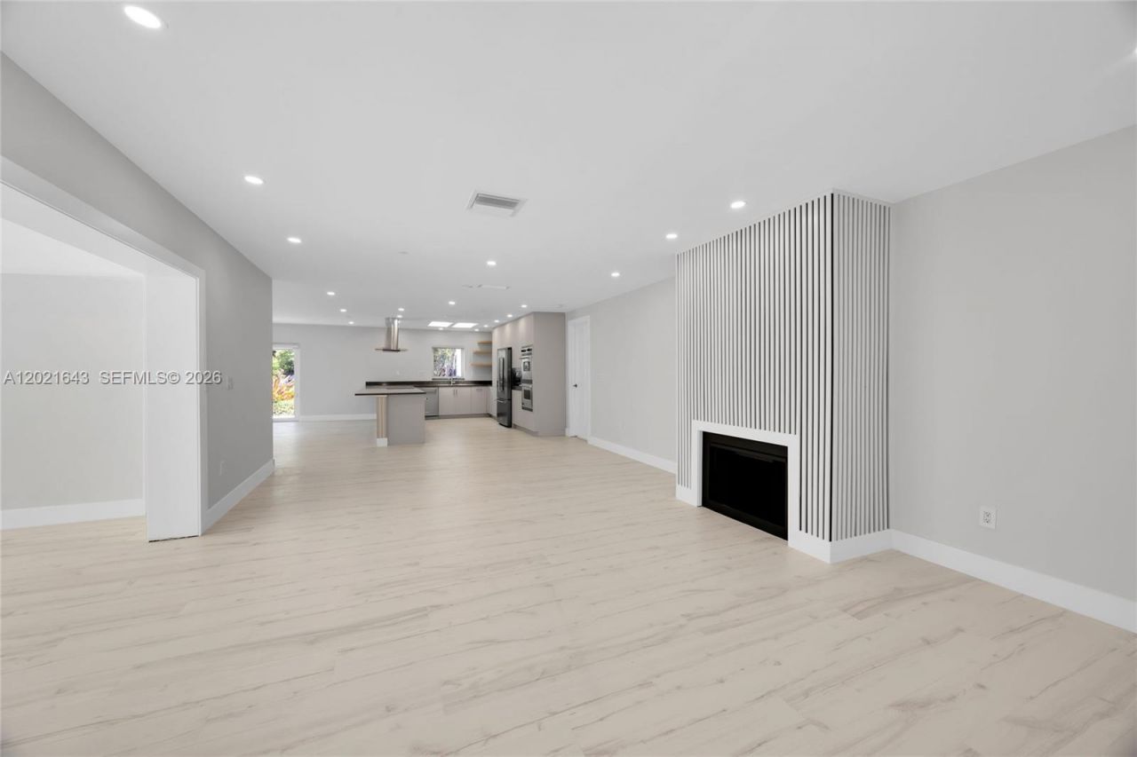 8303 Old Cutler Rd , Coral Gables, FL 33143 Photo