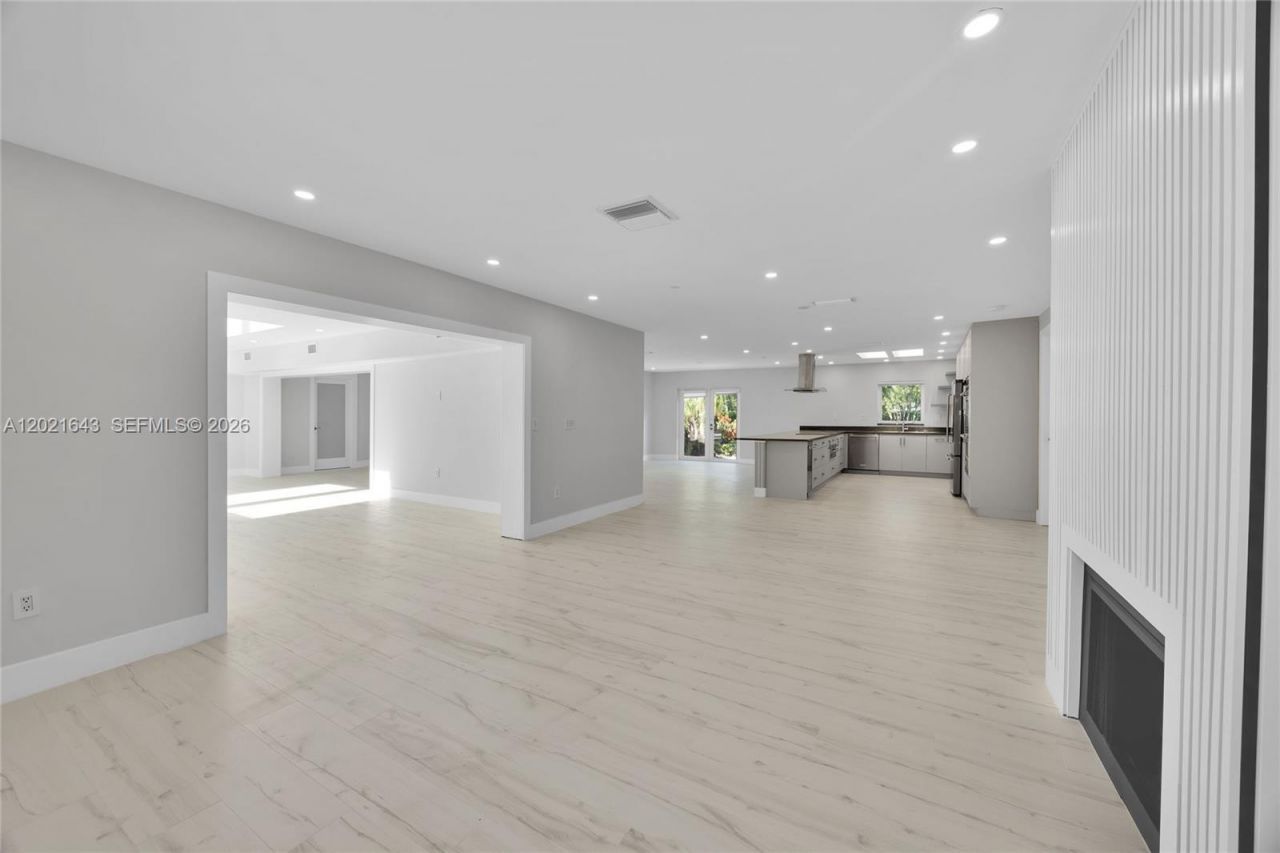 8303 Old Cutler Rd , Coral Gables, FL 33143 Photo