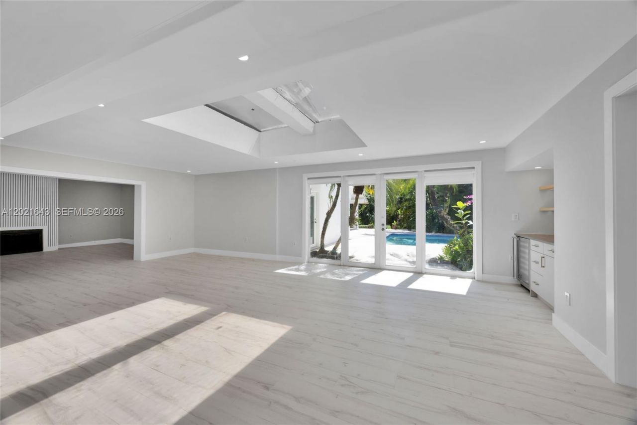 8303 Old Cutler Rd , Coral Gables, FL 33143 Photo