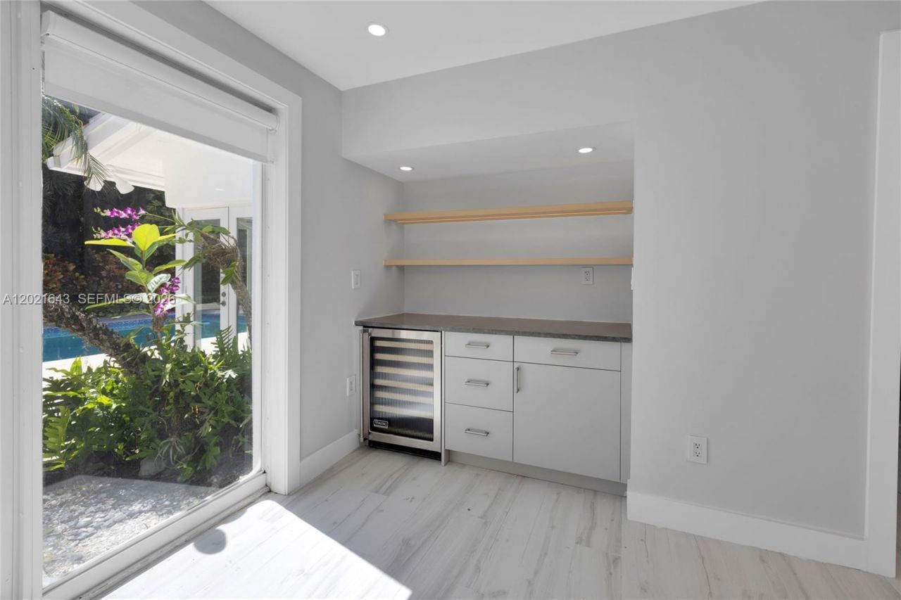 8303 Old Cutler Rd , Coral Gables, FL 33143 Photo