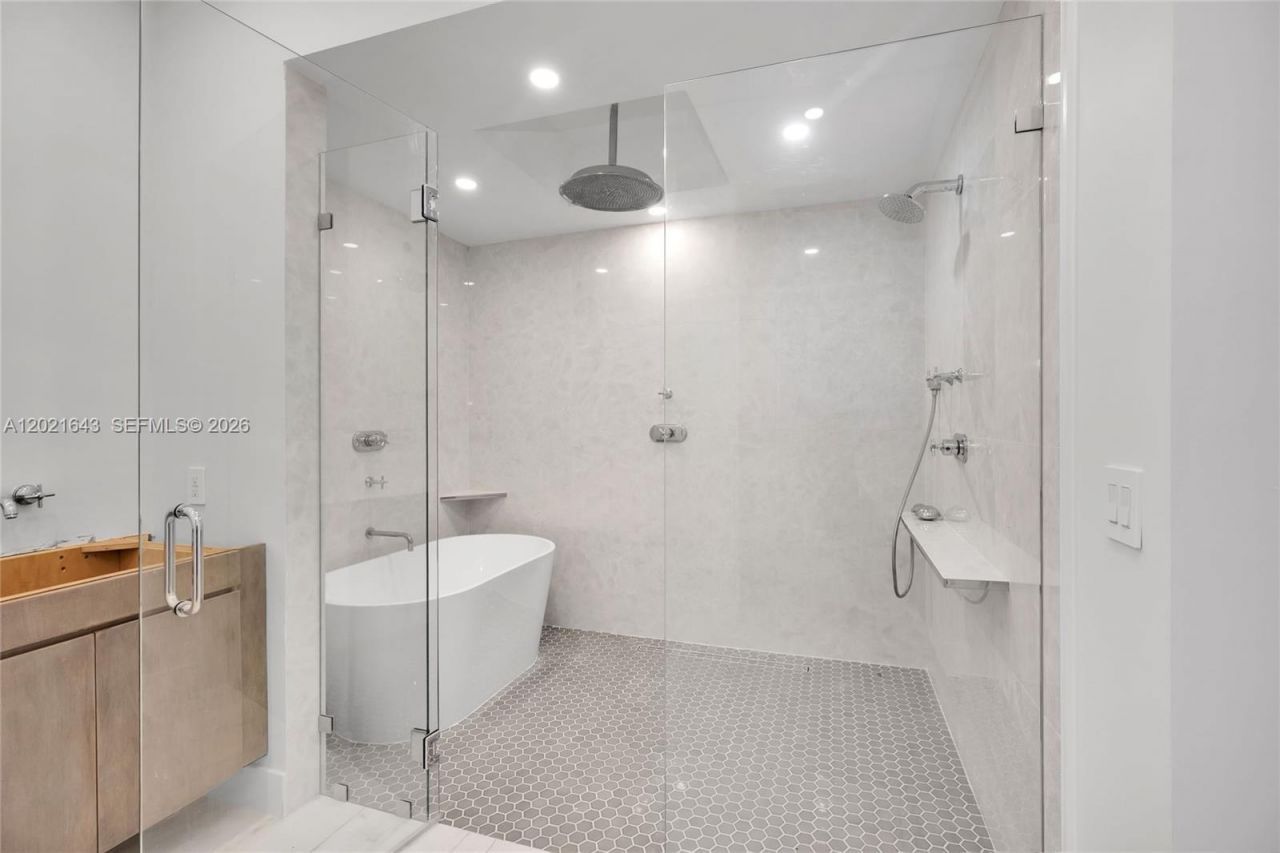 8303 Old Cutler Rd , Coral Gables, FL 33143 Photo