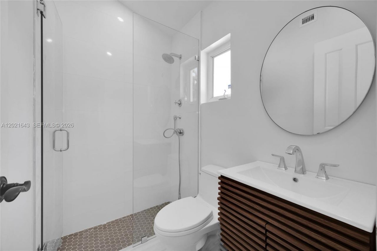 8303 Old Cutler Rd , Coral Gables, FL 33143 Photo