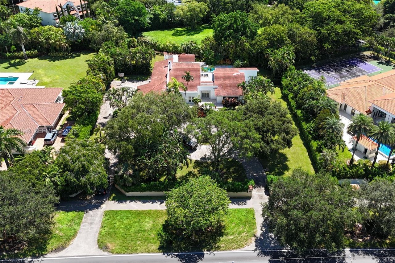 8303 Old Cutler Rd , Coral Gables, FL 33143 Photo